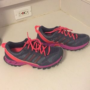 adidas run strong shoes